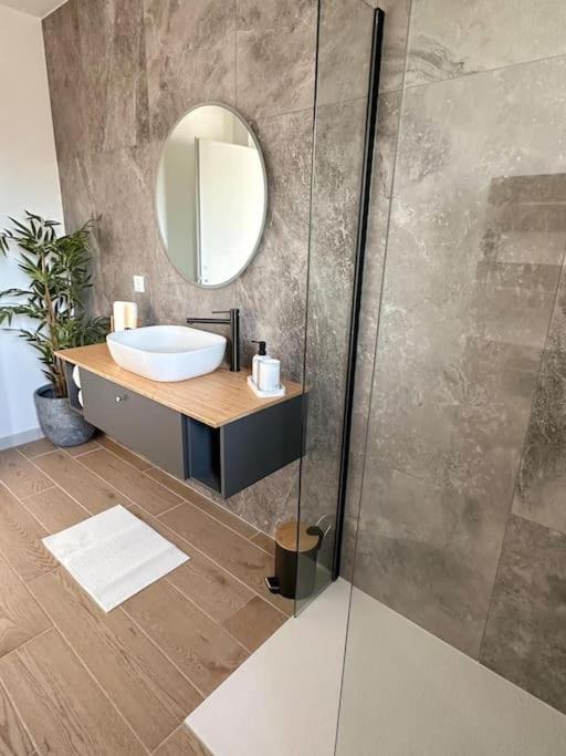 Studio Independant Marigny-Saint-Marcel Εξωτερικό φωτογραφία
